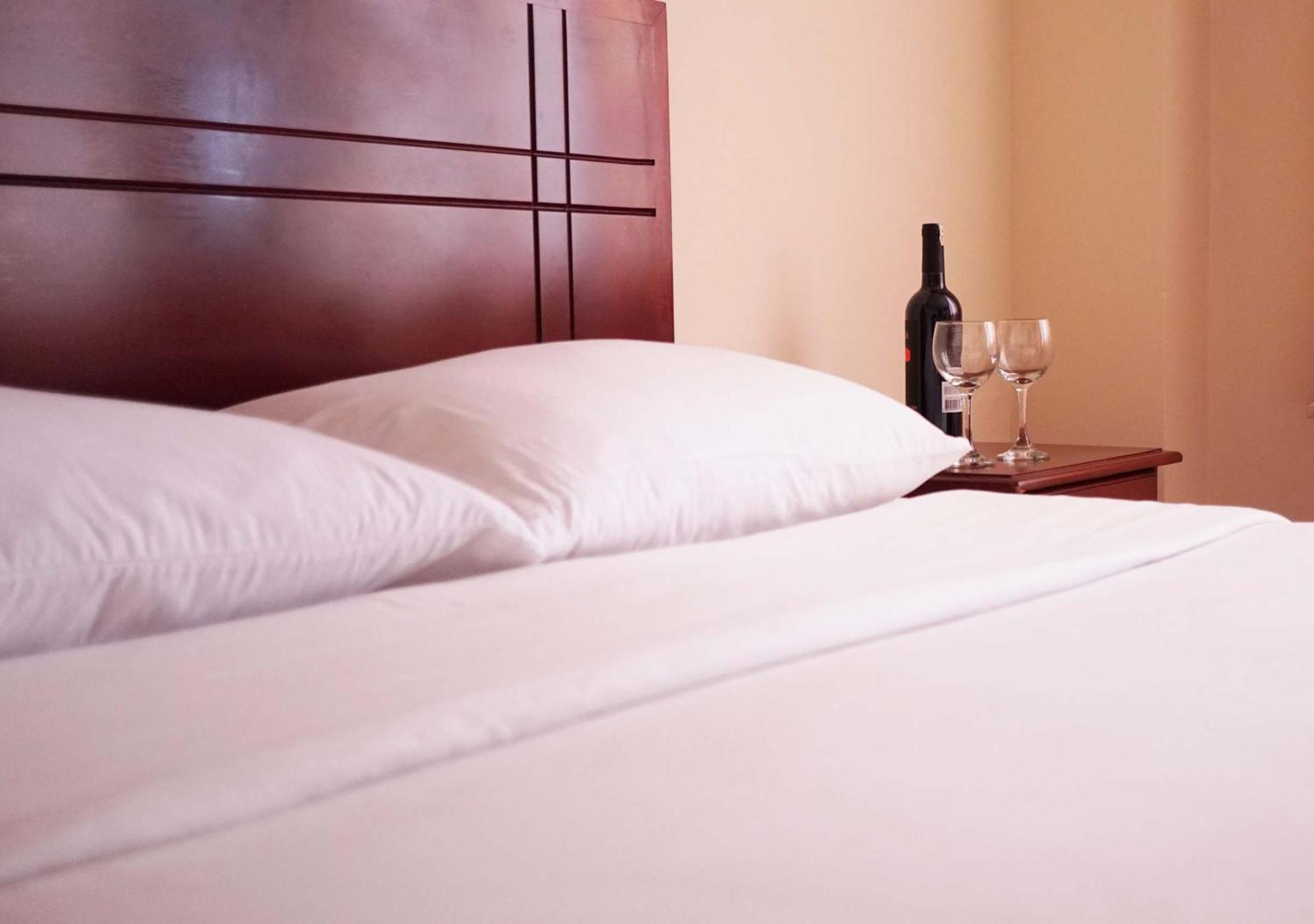 Hotel Lottus Кито Экстерьер фото